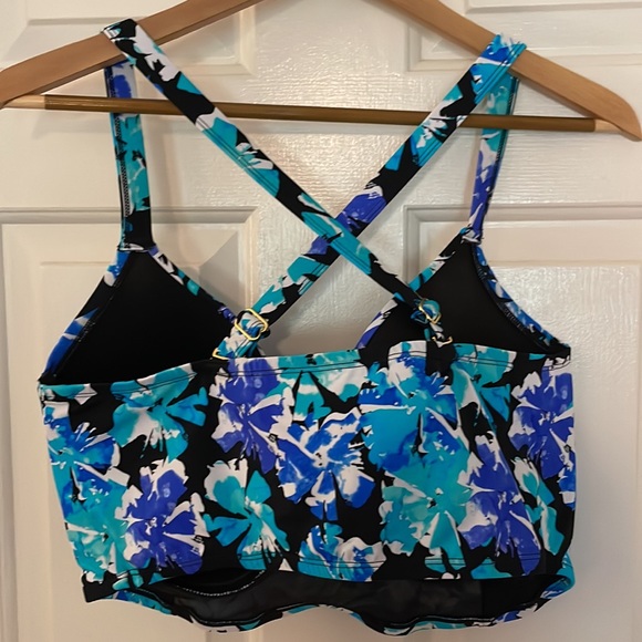 Retro bra sized bikini top with extra coverage - Picture 5 of 7